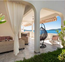 4 Bedroom Villa with Pool near Milna, Brac Island Sleeps 8 
